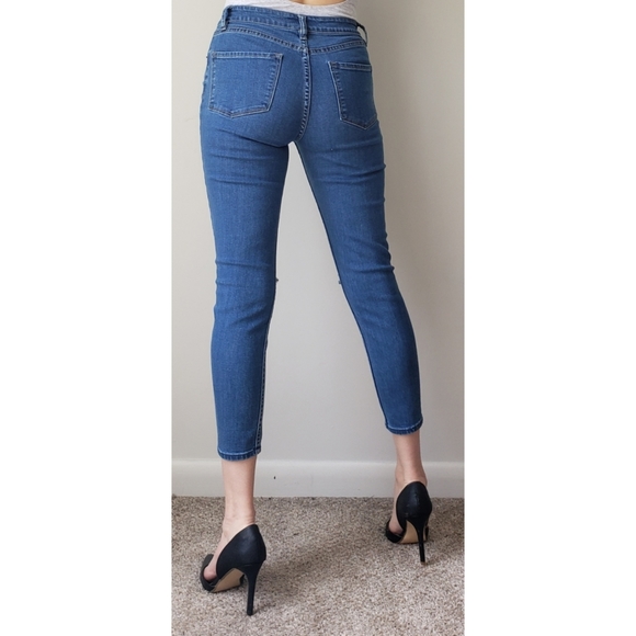 Amuse Society Iconic Medium Wash Distressed Skinny Jeans 28 Knee Slit Rip - Picture 3 of 9